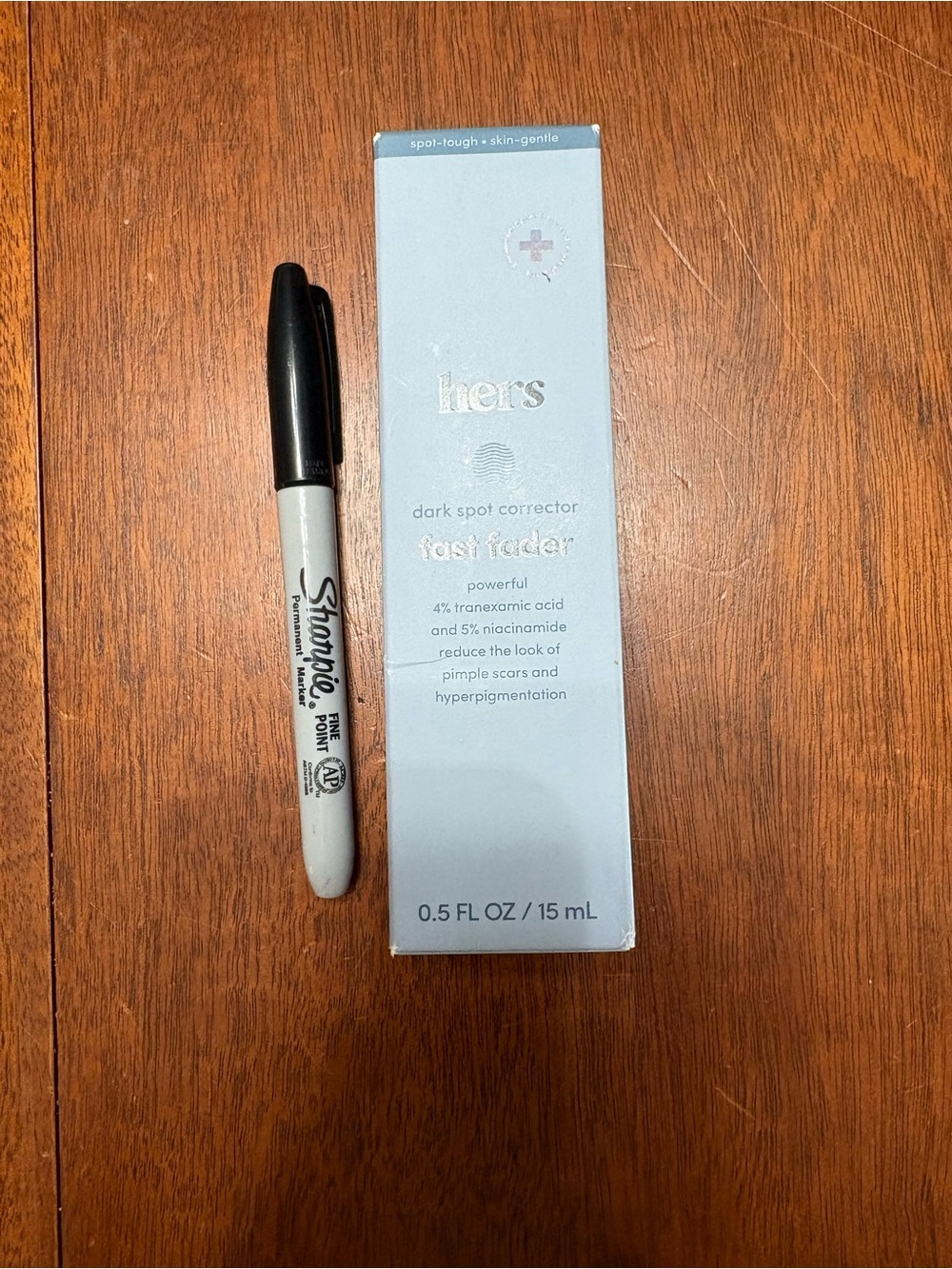 hers Fast Fader Dark Spot Corrector Moisturizer — Light Blue